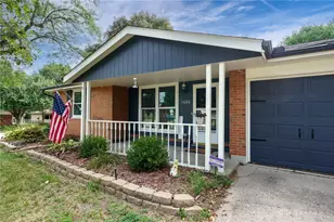 1000 Skyview Dr, West Carrollton, OH 45449 - Photo 7