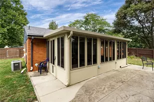 1000 Skyview Dr, West Carrollton, OH 45449 - Photo 43