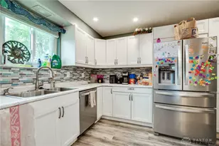 1000 Skyview Dr, West Carrollton, OH 45449 - Photo 17