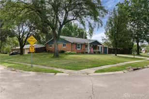 1000 Skyview Dr, West Carrollton, OH 45449 - Photo 5