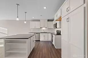 421 Bethpage Way, Lebanon, OH 45036 - Photo 5