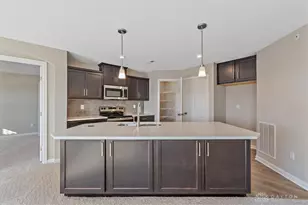 401 Bethpage Way, Lebanon, OH 45036 - Photo 3