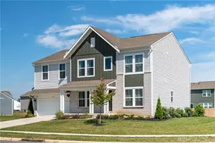 766 Hunters Run Dr, Brookville, OH 45309 - Photo 3