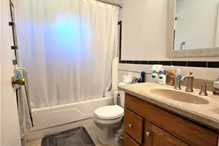 1290 Red Oaks Cir, Springfield, OH 45506 - Photo 9