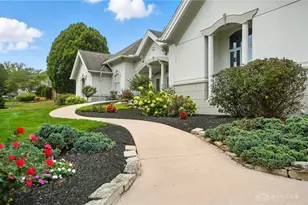 2284 Annandale Pl, Beavercreek Twp, OH 45385 - Photo 5