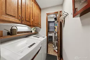 703 Dorchester Dr, Springfield, OH 45506 - Photo 13