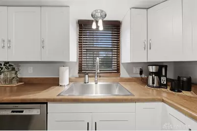 703 Dorchester Drive, Springfield, OH 45506 - Photo 11