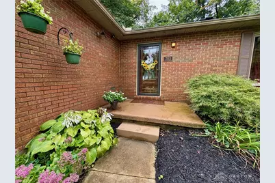 703 Dorchester Drive, Springfield, OH 45506 - Photo 3