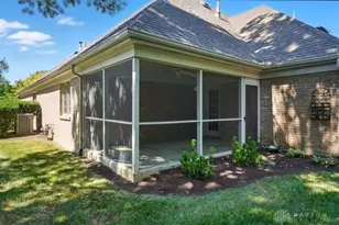 6864 Rose Glen Dr, Miami Township, OH 45459 - Photo 17