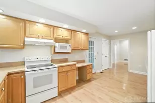 6864 Rose Glen Dr, Miami Township, OH 45459 - Photo 7