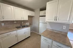 5678 Tomberg St, Dayton, OH 45424 - Photo 13