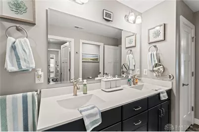 813 W Bentley Circle, Troy, OH 45373 - Photo 31