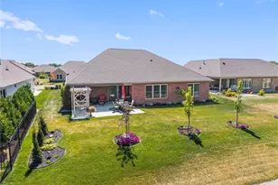 813 W Bentley Cir, Troy, OH 45373 - Photo 45