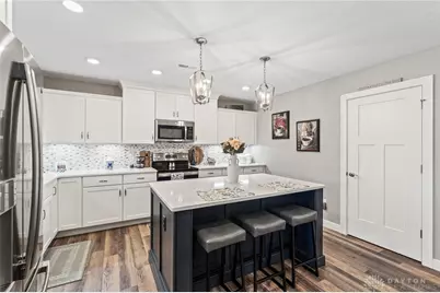 813 W Bentley Circle, Troy, OH 45373 - Photo 5