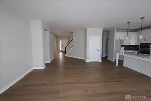 2905 Sky Crossing Dr, Beavercreek, OH 45434 - Photo 9