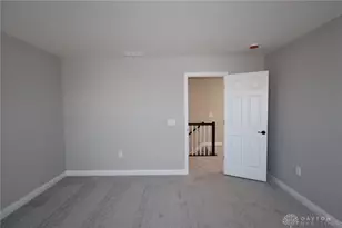 2896 Sky Crossing Dr, Beavercreek, OH 45434 - Photo 11