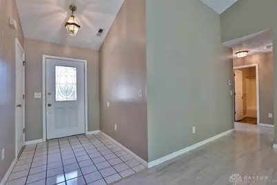 410 Armand Drive, Troy, OH 45373 - Photo 5