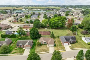 410 Armand Dr, Troy, OH 45373 - Photo 55