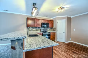 268 Hampton Trail, Springfield, OH 45502 - Photo 7