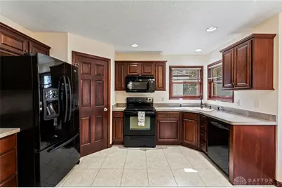 1479 Lantern Lane, Troy, OH 45373 - Photo 11