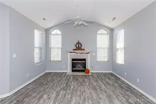 8823 Birkdale Hills Cir, Dayton, OH 45458 - Photo 9