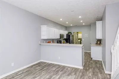 8823 Birkdale Hills Circle, Dayton, OH 45458 - Photo 9