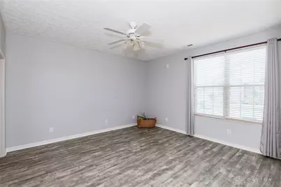 8823 Birkdale Hills Circle, Dayton, OH 45458 - Photo 19