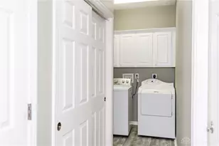 8823 Birkdale Hills Cir, Dayton, OH 45458 - Photo 17