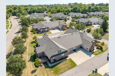 8823 Birkdale Hills Circle, Dayton, OH 45458 - Photo 37