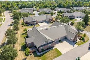 8823 Birkdale Hills Cir, Dayton, OH 45458 - Photo 37