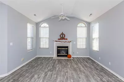 8823 Birkdale Hills Circle, Dayton, OH 45458 - Photo 7