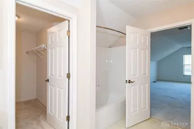 8823 Birkdale Hills Circle, Dayton, OH 45458 - Photo 31