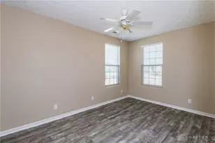 8823 Birkdale Hills Cir, Dayton, OH 45458 - Photo 25