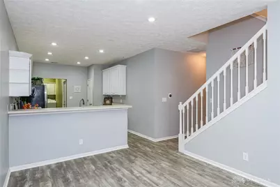 8823 Birkdale Hills Circle, Dayton, OH 45458 - Photo 9