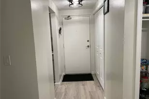 1112 Eagle Feather Cir, West Carrollton, OH 45449 - Photo 3