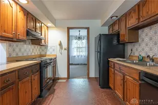 185 Bramblebush Trail, Beavercreek, OH 45440 - Photo 7