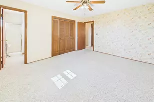 227 Hickory Dr, Greenville, OH 45331 - Photo 17