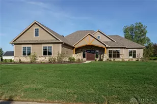 9882 Saddle Creek Trail, Centerville, OH 45458 - Photo 3