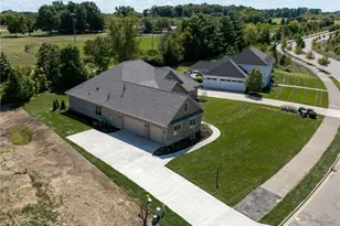 9882 Saddle Creek Trail, Centerville, OH 45458 - Photo 55