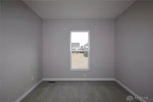 10076 Gully Pass Dr, Washington Twp, OH 45458 - Photo 15