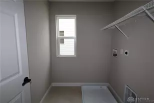 10076 Gully Pass Dr, Washington Twp, OH 45458 - Photo 21