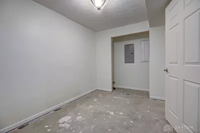 1221 Waterbury Drive, Franklin, OH 45005 - Photo 37