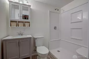 1221 Waterbury Dr, Franklin, OH 45005 - Photo 33