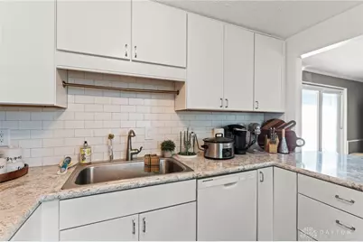 110 McCraw Drive, Englewood, OH 45322 - Photo 9