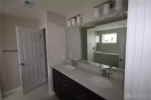 9219 Bottega South Dr, Dayton, OH 45458 - Photo 15