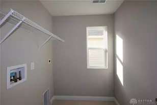 10205 Gully Pass Dr, Washington Twp, OH 45458 - Photo 13