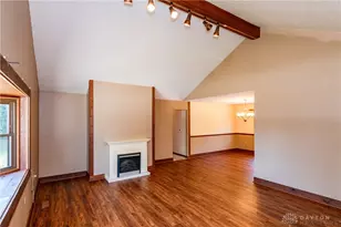 4863 Horseman Dr, Fairborn, OH 45324 - Photo 9