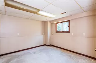 4863 Horseman Dr, Fairborn, OH 45324 - Photo 41