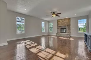 10500 Wallingsford Cir, Centerville, OH 45458 - Photo 21