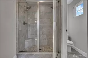 10500 Wallingsford Cir, Centerville, OH 45458 - Photo 29